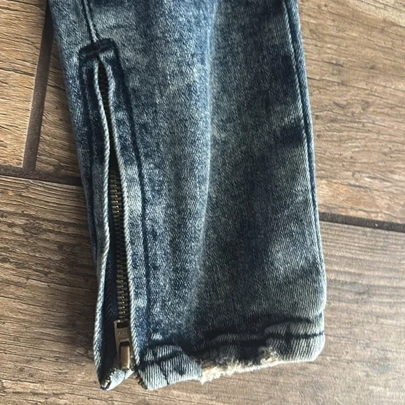 Men’s YoungLa Distressed Denim Jeans with String Belt 30x28 - Picture 3 of 6